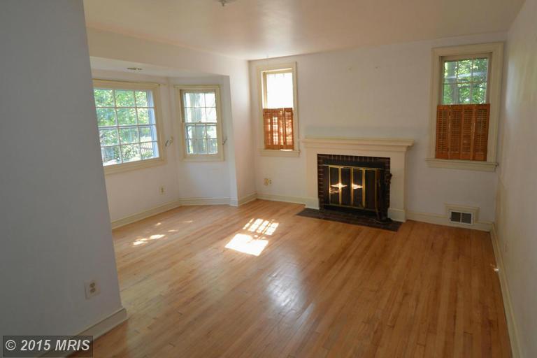 6935 Pine Crest Ave, Mc Lean, VA 22101 photo 1