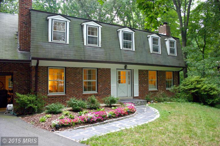 2425 Black Cap Ln, Reston, VA 20191 photo 1