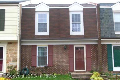 2136 Monaghan Dr, Herndon, VA 20170 photo 1