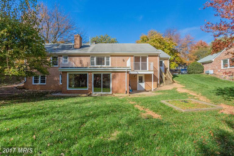 1307 Titania Ln, Mclean, VA 22102 photo 1