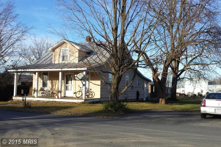 306 Jackson Ave, Moorefield, WV 26836 photo 1