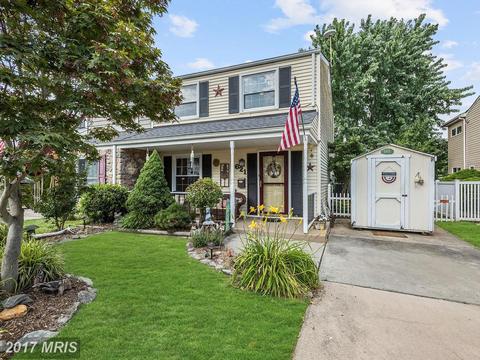 621 Shore Dr, Joppa, MD 21085 photo 1