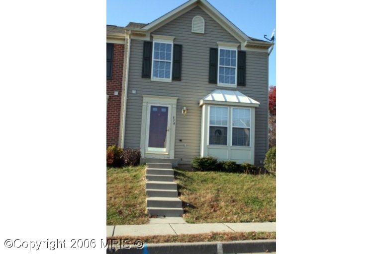 574 Macintosh Cir, Joppa, MD 21085 photo 1