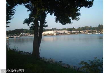 419 Shore Dr, Joppa, MD 21085 photo 1