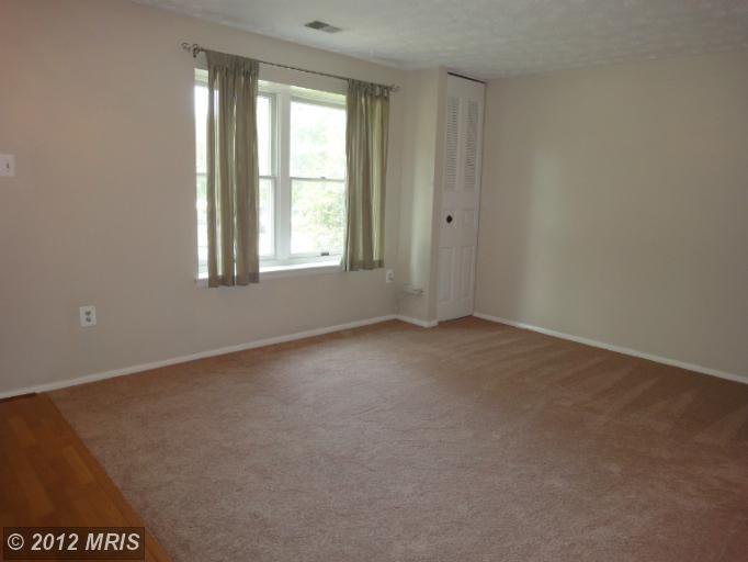 8325 Sperry Ct, Laurel, MD 20723 photo 1