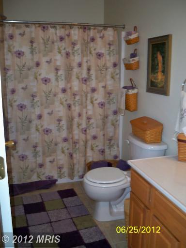 305 E Tenth Ave, Ranson, WV 25438 photo 1