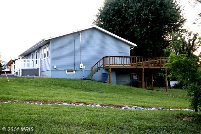 115 Cooke St, Ranson, WV 25438 photo 1