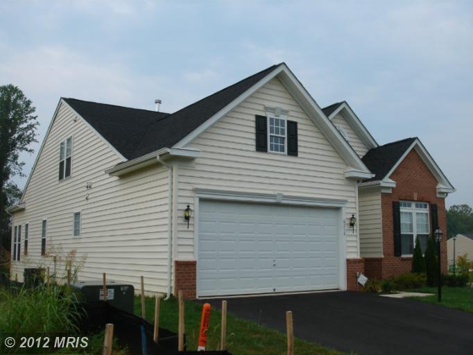 6214 Hawser Dr, King George, VA 22485 photo 1