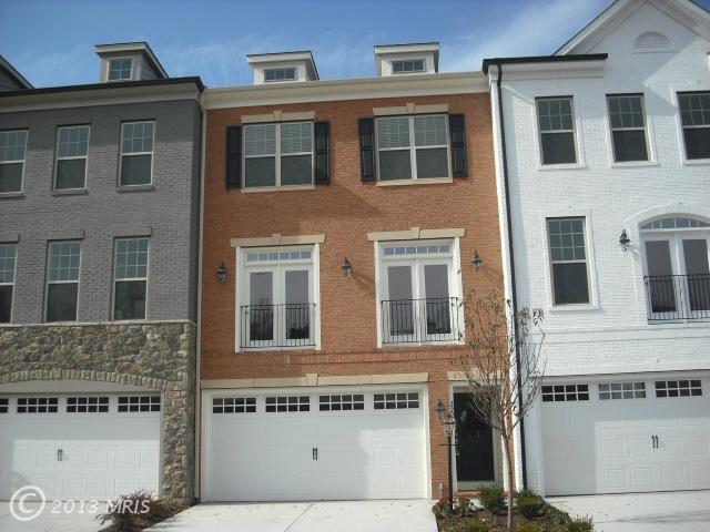 22219 Falling Ter, Ashburn, VA 20148 photo 1