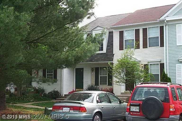 14 Harbert Ct, Sterling, VA 20165 photo 1
