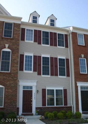 42909 Pamplin Ter, Chantilly, VA 20152 photo 1