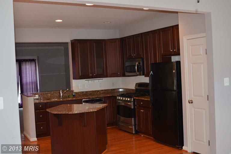 25303 Gothic Sq, Chantilly, VA 20152 photo 1
