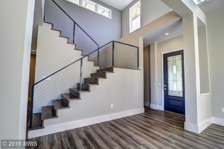 16557 Clarkes Gap Rd, Paeonian Springs, VA 20129 MLS LO9669363