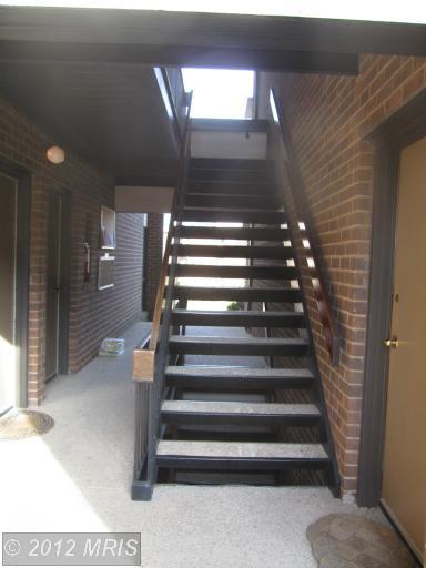 2115 Walsh View Ter #8-201, Silver Spring, MD 20902 photo 1