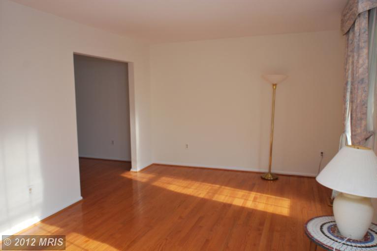 13013 Rhapsody Ln, Silver Spring, MD 20904 photo 1