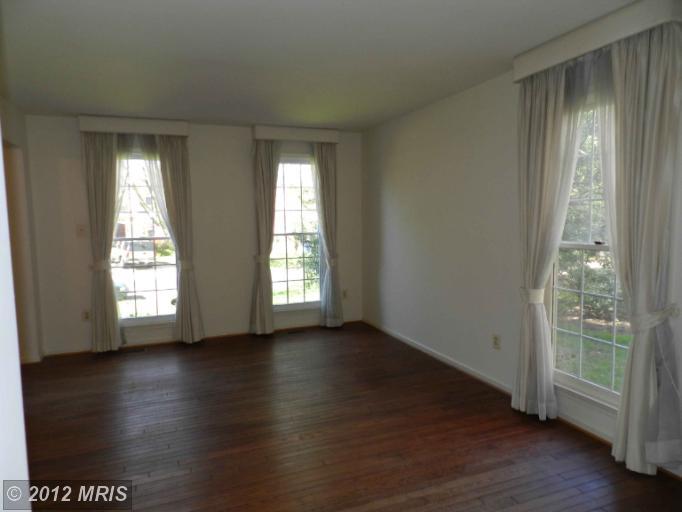 524 Ridgewell Way, Silver Spring, MD 20902 photo 1