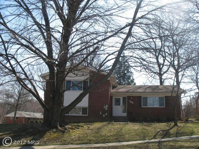 11127 Easecrest Dr, Silver Spring, MD 20902 photo 1