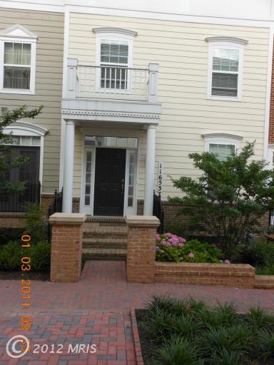 11653 Leesborough Cir, Silver Spring, MD 20902 photo 1