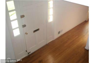 11901 Coldstream Dr, Potomac, MD 20854 photo 1