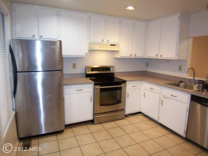 10709 Lester St, Silver Spring, MD 20902 photo 1