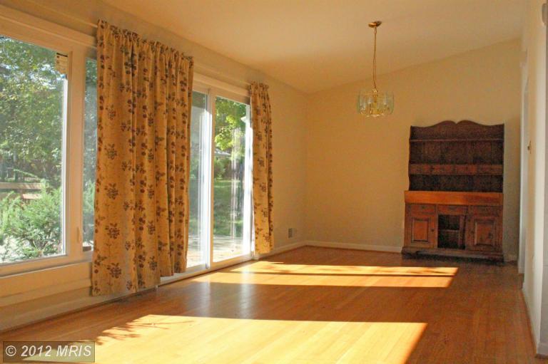 11709 Kemp Mill Rd, Silver Spring, MD 20902 photo 1