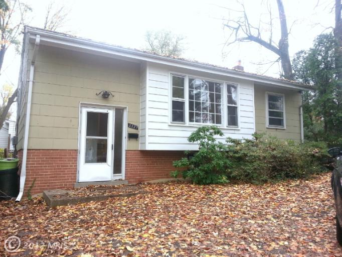2227 Forest Glen Rd, Silver Spring, MD 20910 photo 1