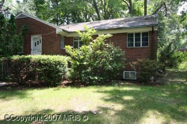 10613 Shady Cir, Silver Spring, MD 20903 photo 1