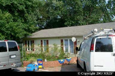 8335 Shady Spring Dr, Gaithersburg, MD 20877 photo 1