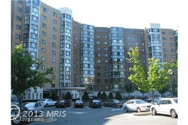 15100 Interlachen Dr #4-821, Silver Spring, MD 20906 photo 1