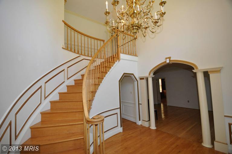 613 Silverstone Ct, Silver Spring, MD 20905 photo 1