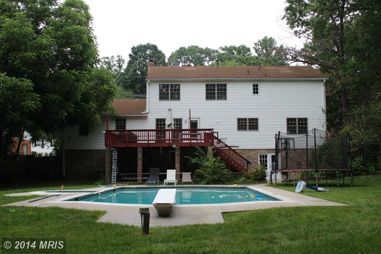 8814 Tuckerman Ln, Potomac, MD 20854 photo 1
