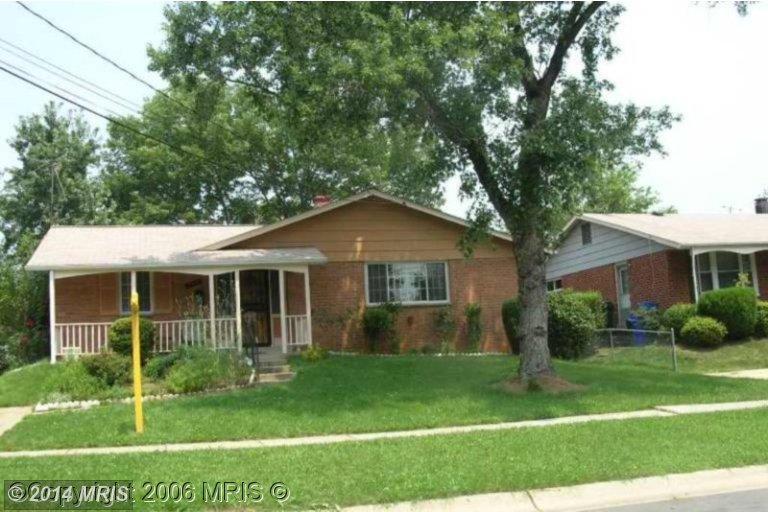 706 Lowander Ln, Silver Spring, MD 20901 photo 1