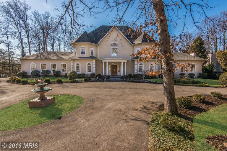 9100 Persimmon Tree Rd, Potomac, MD 20854 photo 1