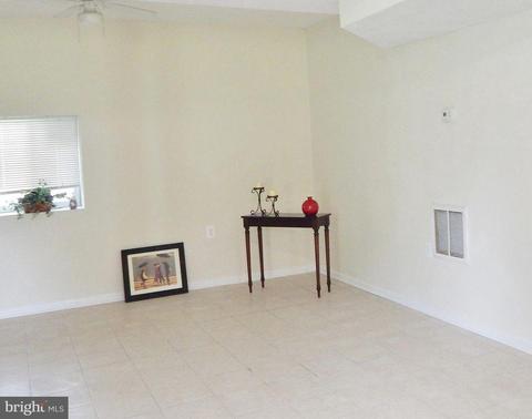 1116 Hotel Dr, Pasadena, MD 21122 photo 7