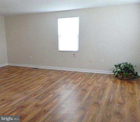 1116 Hotel Dr, Pasadena, MD 21122 photo 13