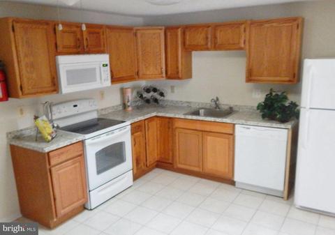 1116 Hotel Dr, Pasadena, MD 21122 photo 16