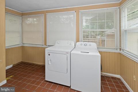 320 Londontown Rd, Edgewater, MD 21037 photo 8
