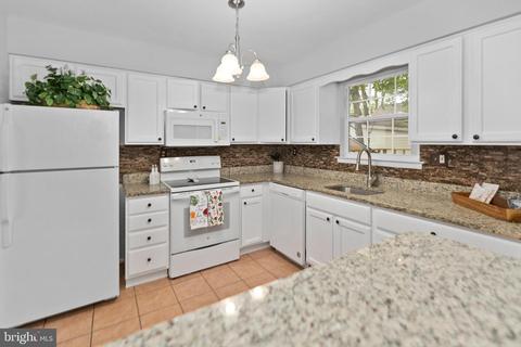 320 Londontown Rd, Edgewater, MD 21037 photo 6