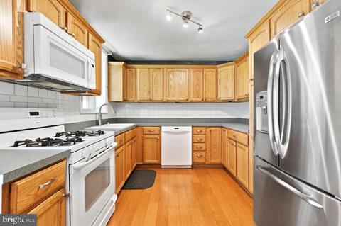 112 Denson Dr, Severn, MD 21144 photo 12