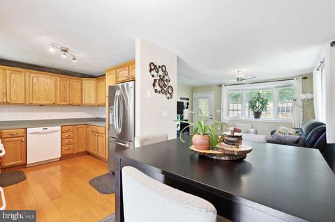 112 Denson Dr, Severn, MD 21144 photo 9