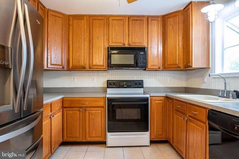 1807 Keymar Rd, Edgewater, MD 21037 photo 5