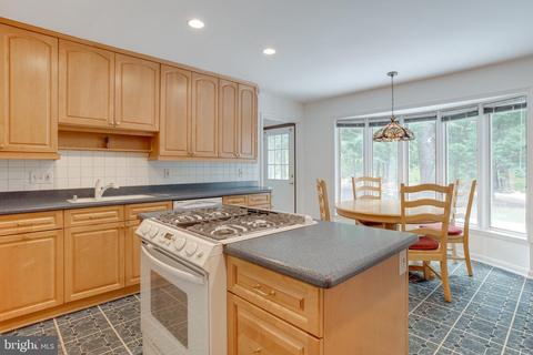 1405 Pride Tree Cir, Severn, MD 21144 photo 16