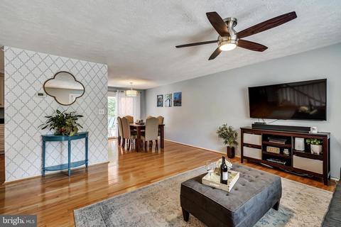 1490 Gesna Dr, Hanover, MD 21076 photo 4