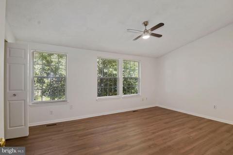 2551 Log Mill Ct, Crofton, MD 21114 photo 4
