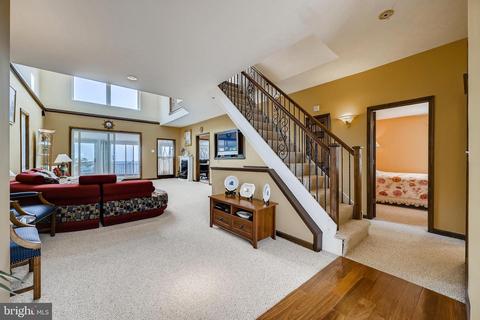 7641 Bay St, Pasadena, MD 21122 photo 9