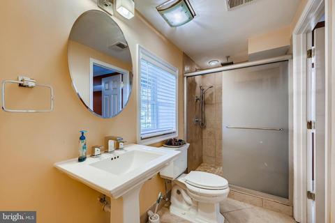 7641 Bay St, Pasadena, MD 21122 photo 38