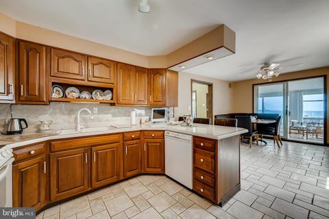 7641 Bay St, Pasadena, MD 21122 photo 16