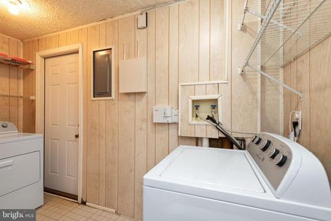8095 Castle Rock Ct, Pasadena, MD 21122 photo 33