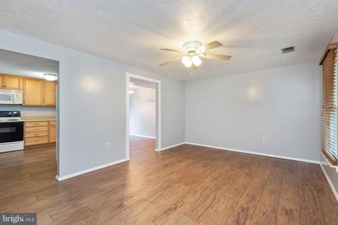 8095 Castle Rock Ct, Pasadena, MD 21122 photo 8