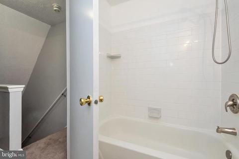 8095 Castle Rock Ct, Pasadena, MD 21122 photo 30